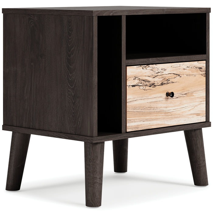 Piperton One Drawer Night Stand