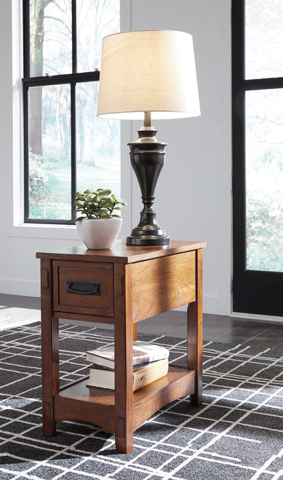 Breegin 2 End Tables