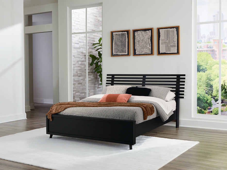 Danziar  Slat Panel Bed